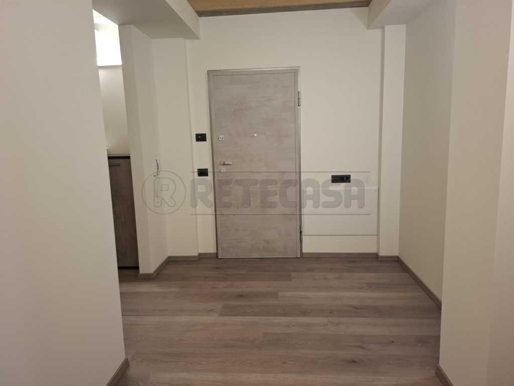 Rent Two rooms, Bondeno foto