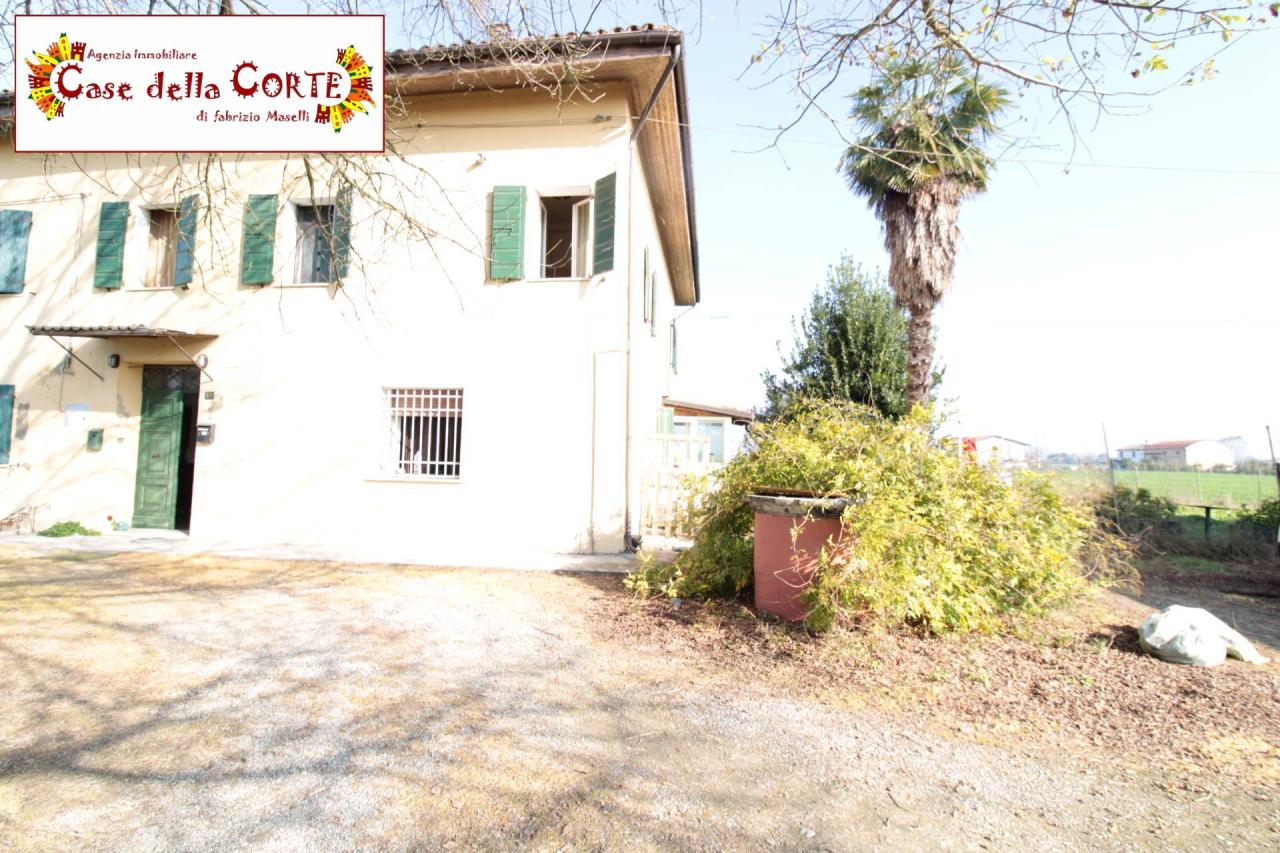 Vendita Casa indipendente, Cento foto