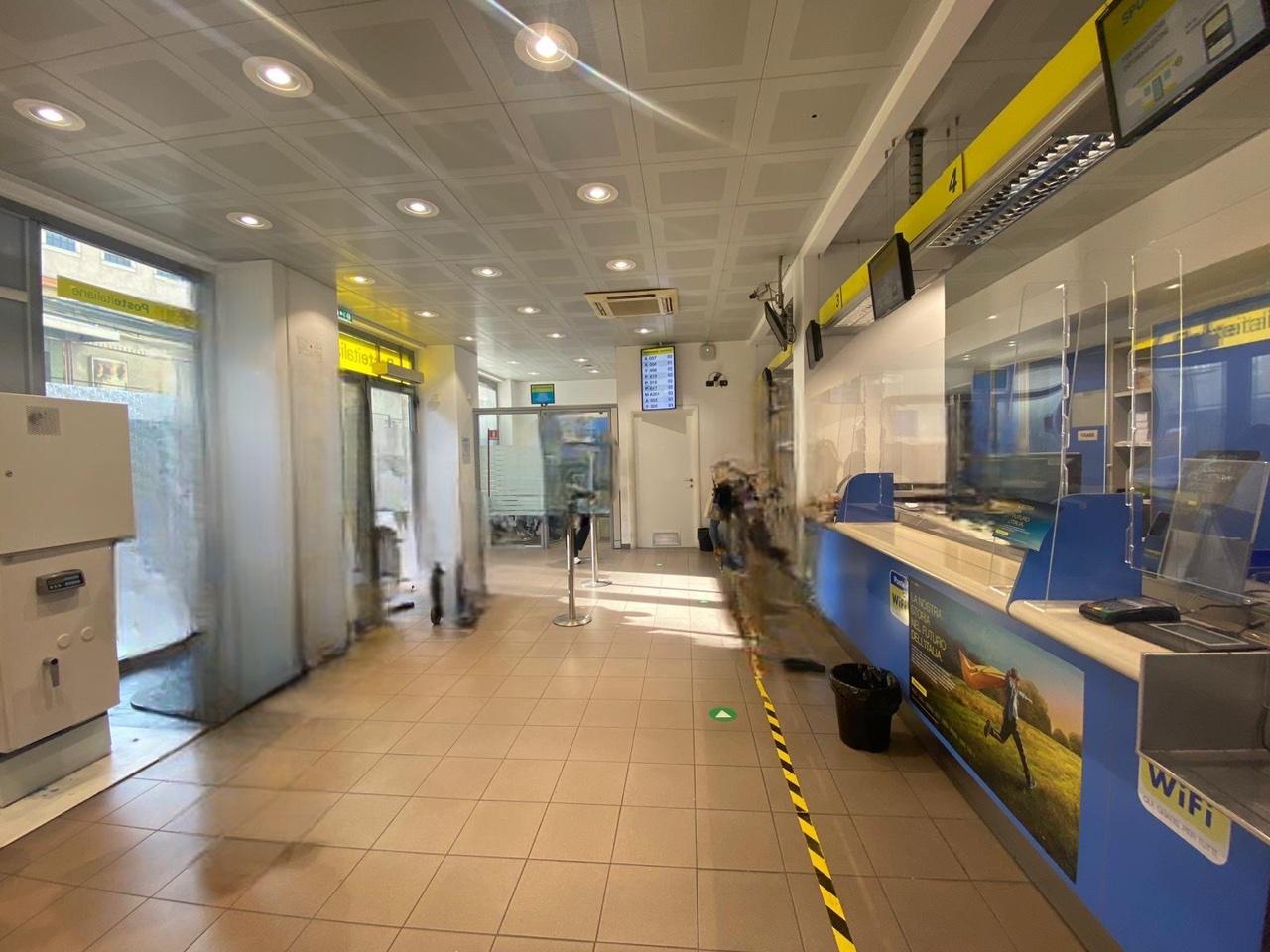 Vendita Bivani, Genova foto