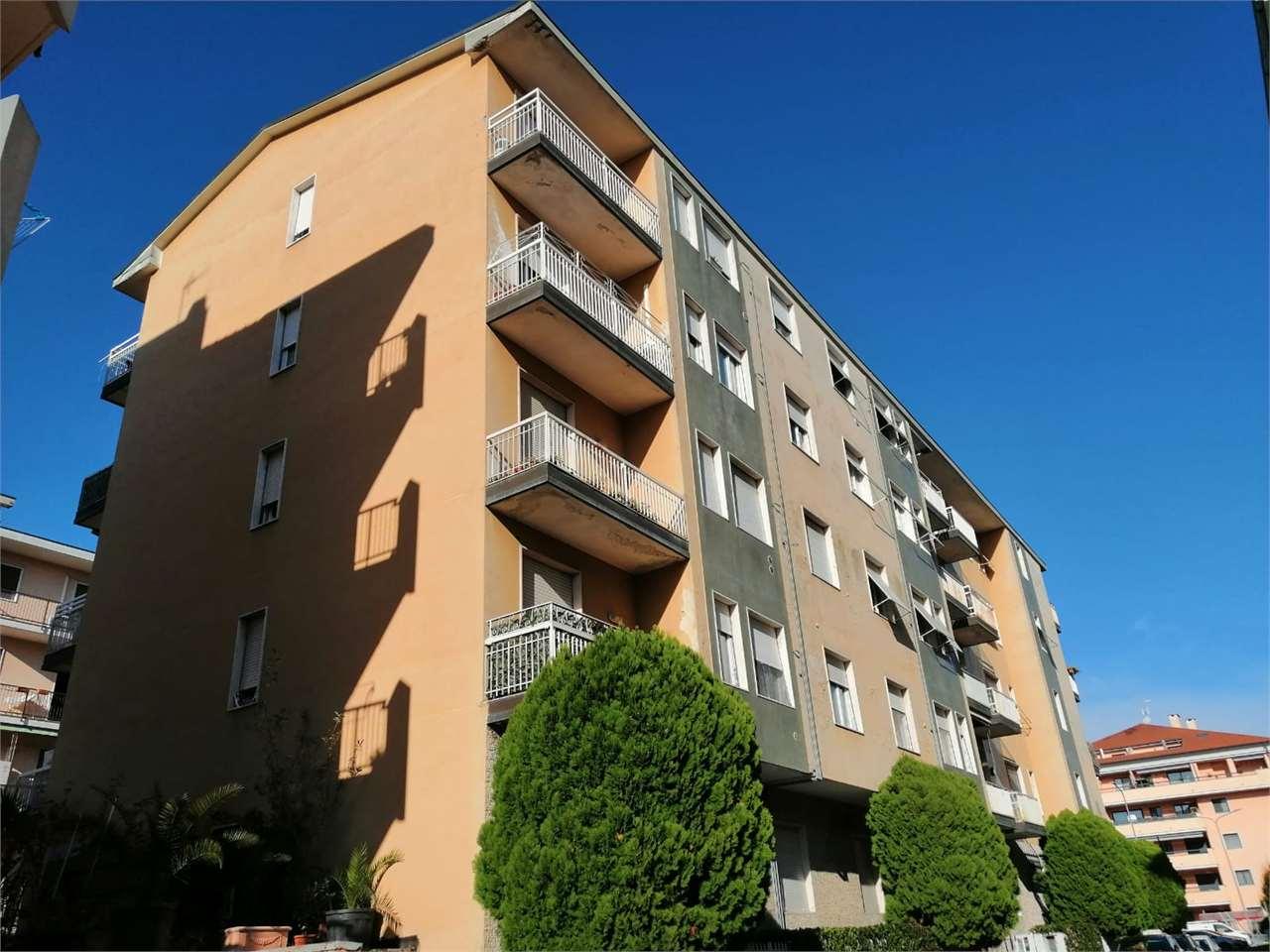 Venta vendita, Magenta foto