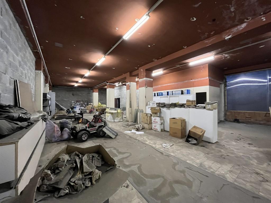 Vendita Immobile Commerciale, Seregno foto