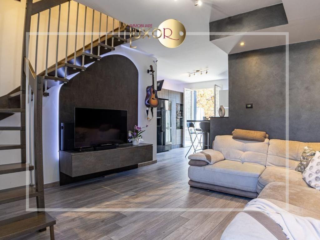 Venta Appartamento, Veduggio con Colzano foto