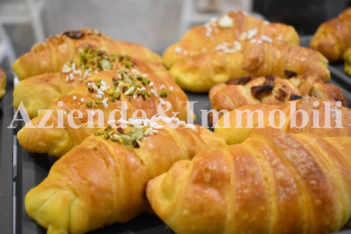 Vendita Bar Tabacchi, Lecco foto