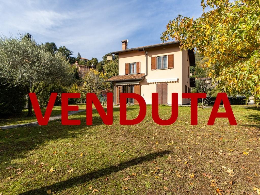 Venta Villa, Montevecchia foto