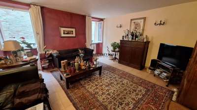 Verkauf Trivani, Fano