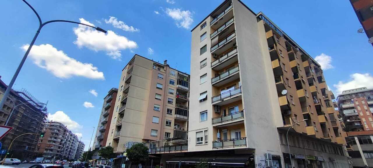 Verkauf Trivani, Roma foto