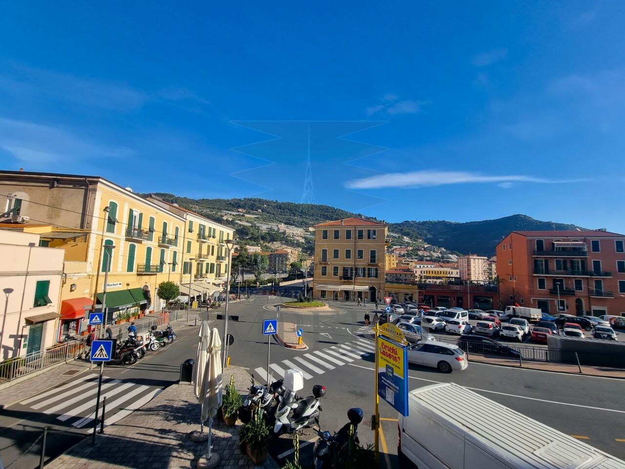 Verkauf Vier zimmer, Ventimiglia foto