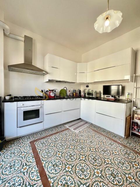 Renta Trivani, Bari foto