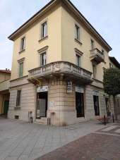 Mieten Trivani, Carnago