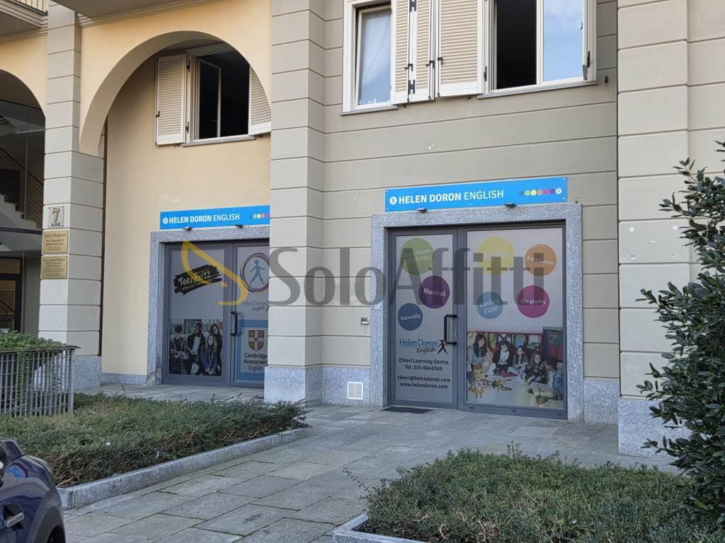 Renta 2 vetrine, Chieri foto