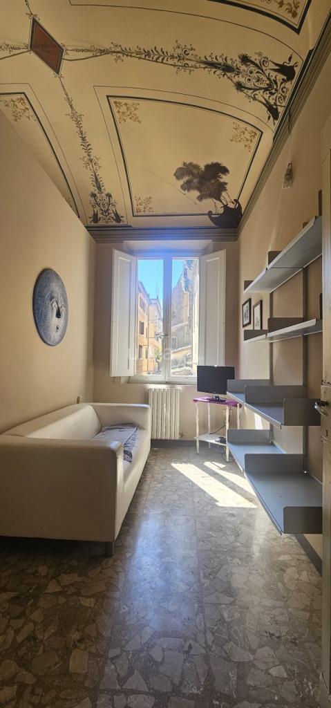 Verkauf Trivani, Jesi foto