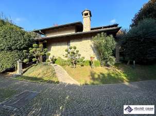 Verkauf Pentavani, Giussano Verkauf Pentavani, Giussano