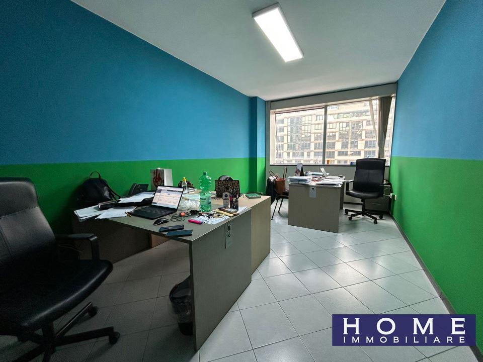 Venta Dos habitaciones, Napoli foto