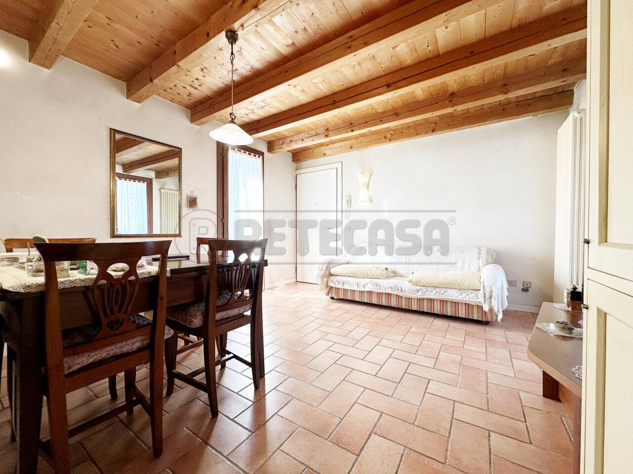 Verkauf Trivani, Schio foto