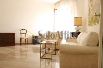 Mieten Trivani, Milano