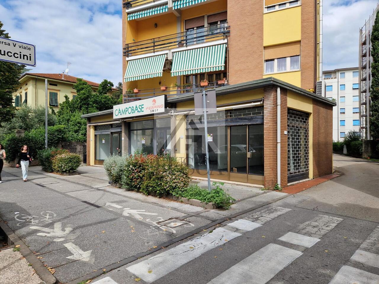 Verkauf Trivani, Lucca foto