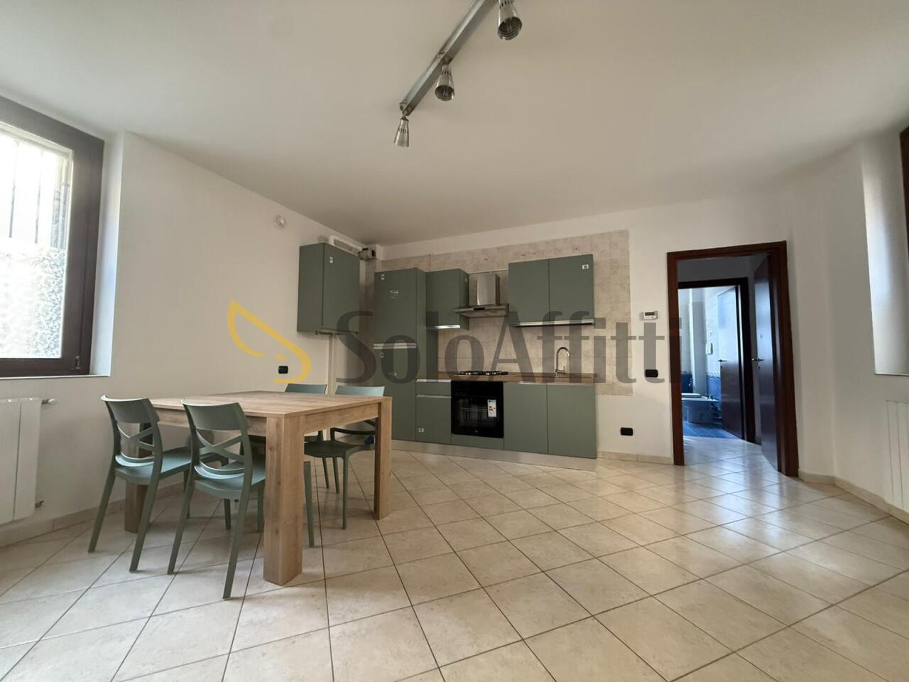 Mieten Zwei zimmer, Seregno foto