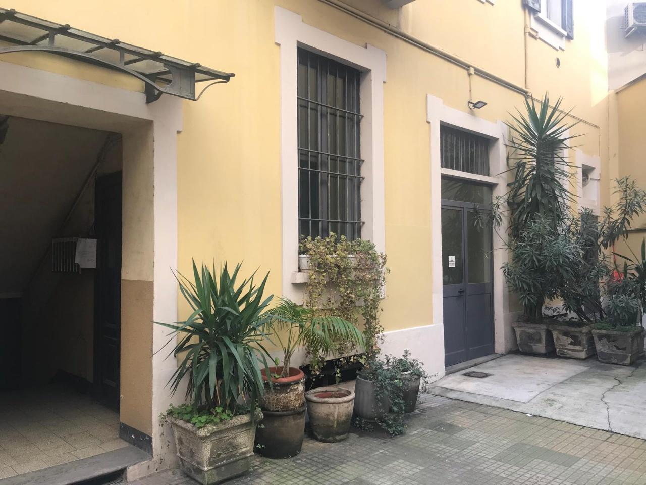 Renta Roomed, Milano foto