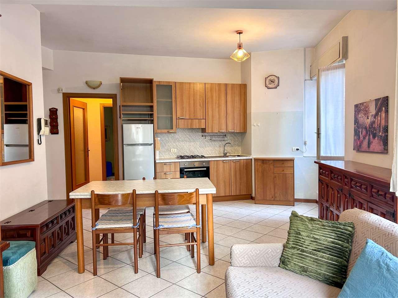 Verkauf vendita, Como foto