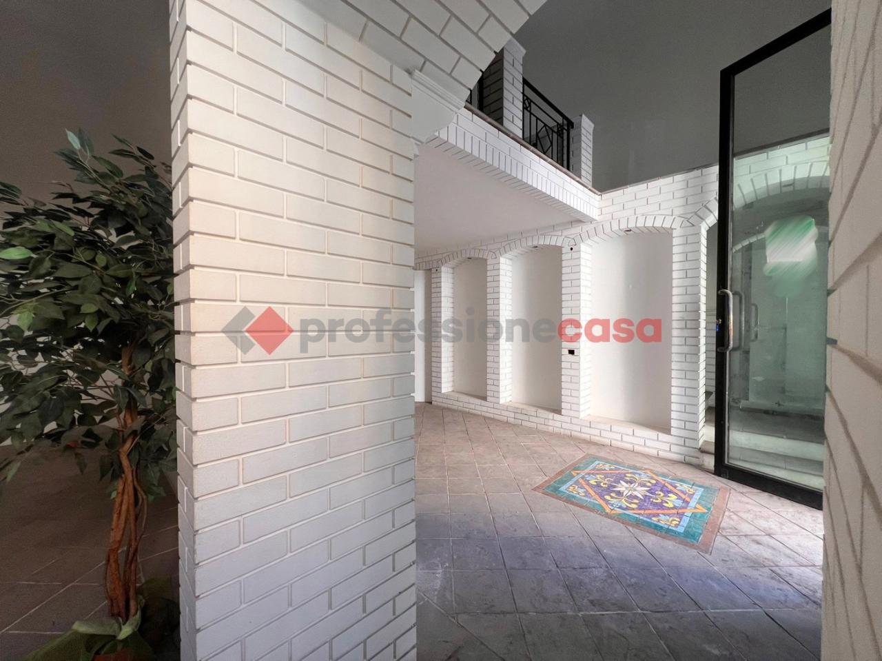 Mieten Negozio, Acireale foto