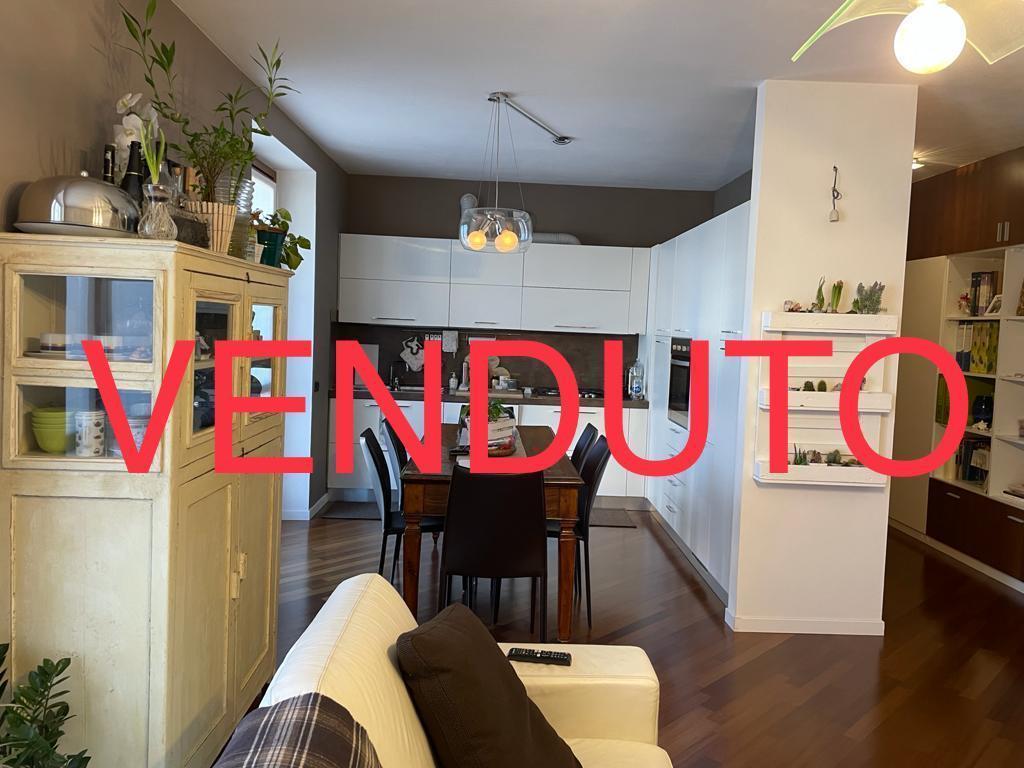 Vendita Attico, Albizzate foto