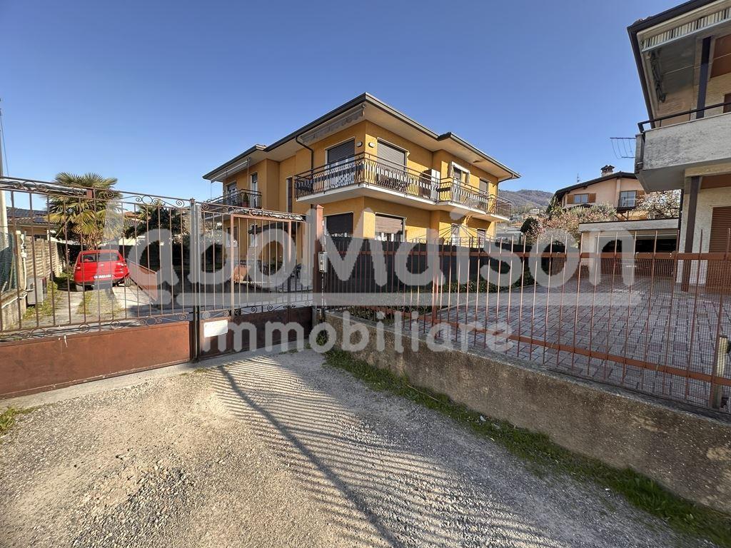 Vendita Villa quadrifamiliare, Gavirate foto