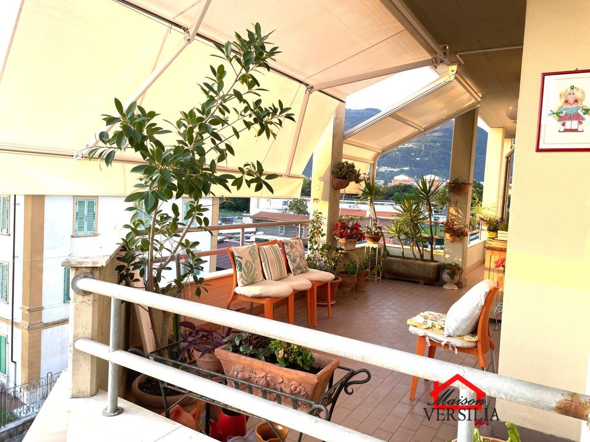 Venta Cuatro habitaciones, Massa foto