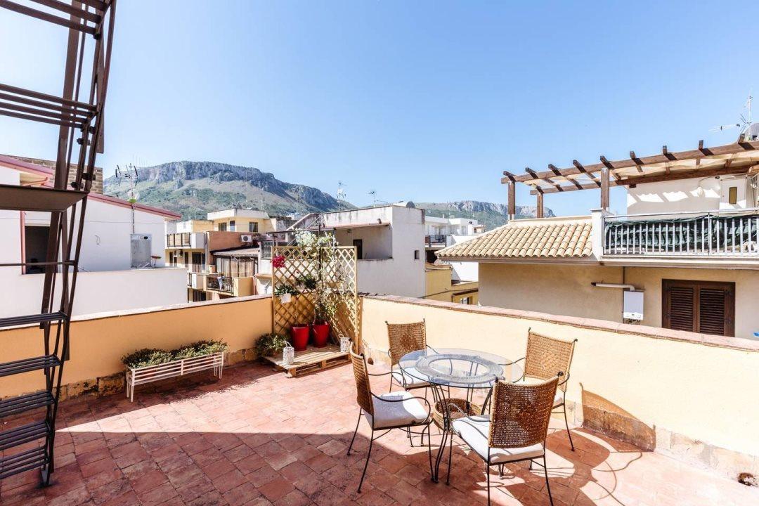 Venta Cuatro habitaciones, Cinisi foto