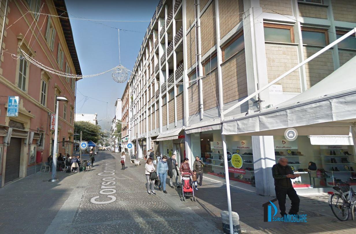 Renta Cuatro habitaciones, Terni foto