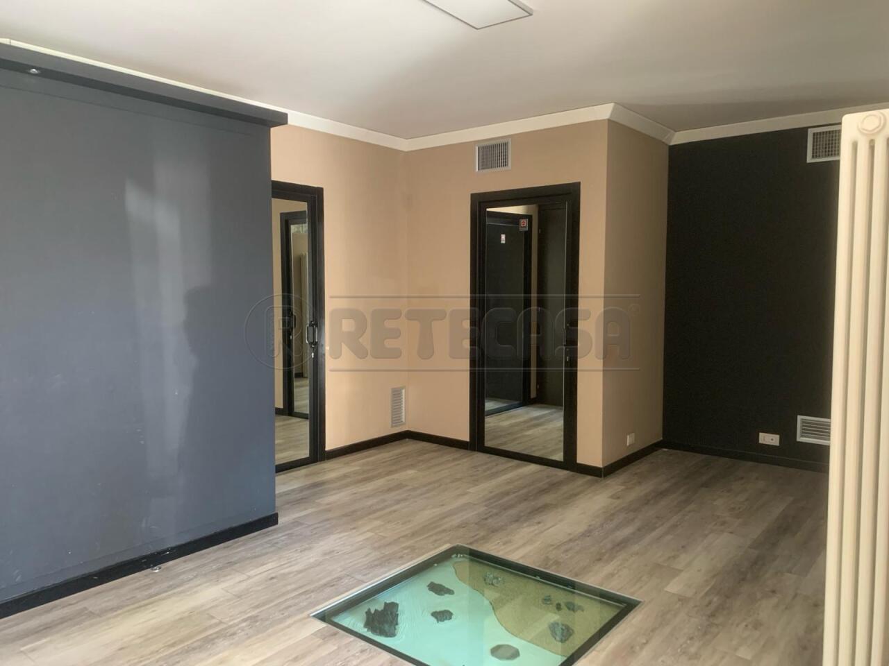 Verkauf Trivani, Seriate foto