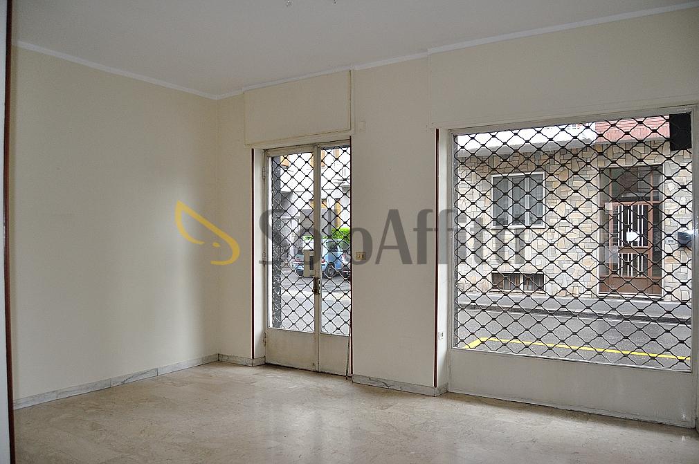 Affitto 2 vetrine, Settimo Torinese foto