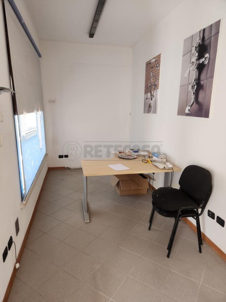 Renta Dos habitaciones, Castelfranco di Sotto foto