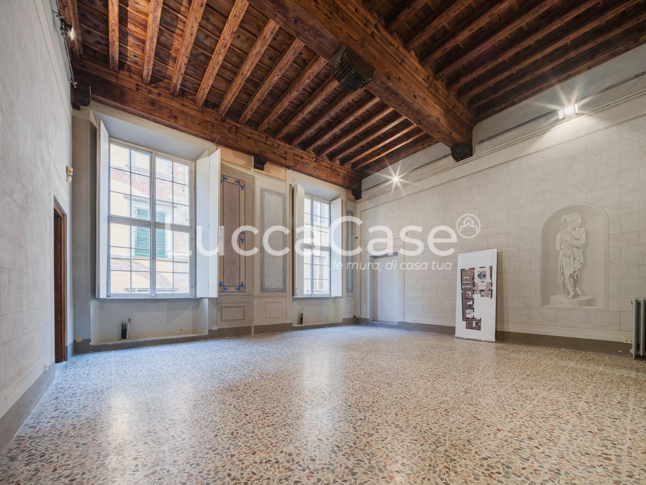 Venta Appartamento, Lucca foto