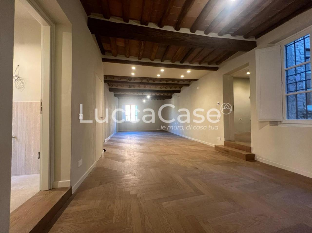 Venta Appartamento, Lucca foto