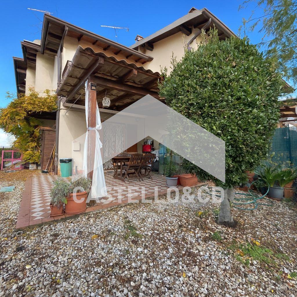 Vendita Villa bifamiliare, Castiglione delle Stiviere foto