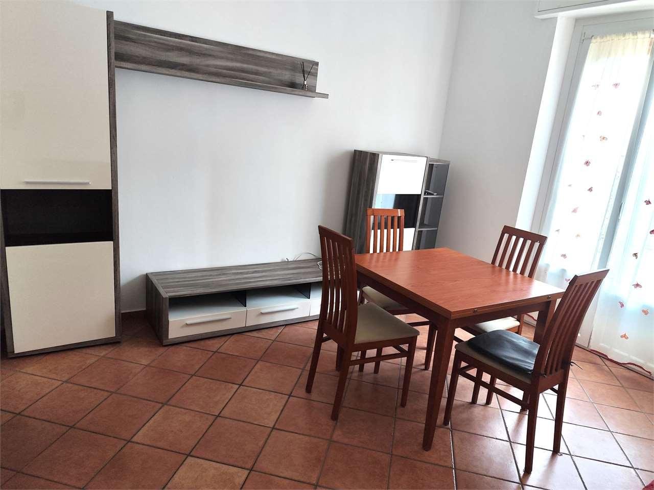 Renta affitto, Paderno Dugnano foto