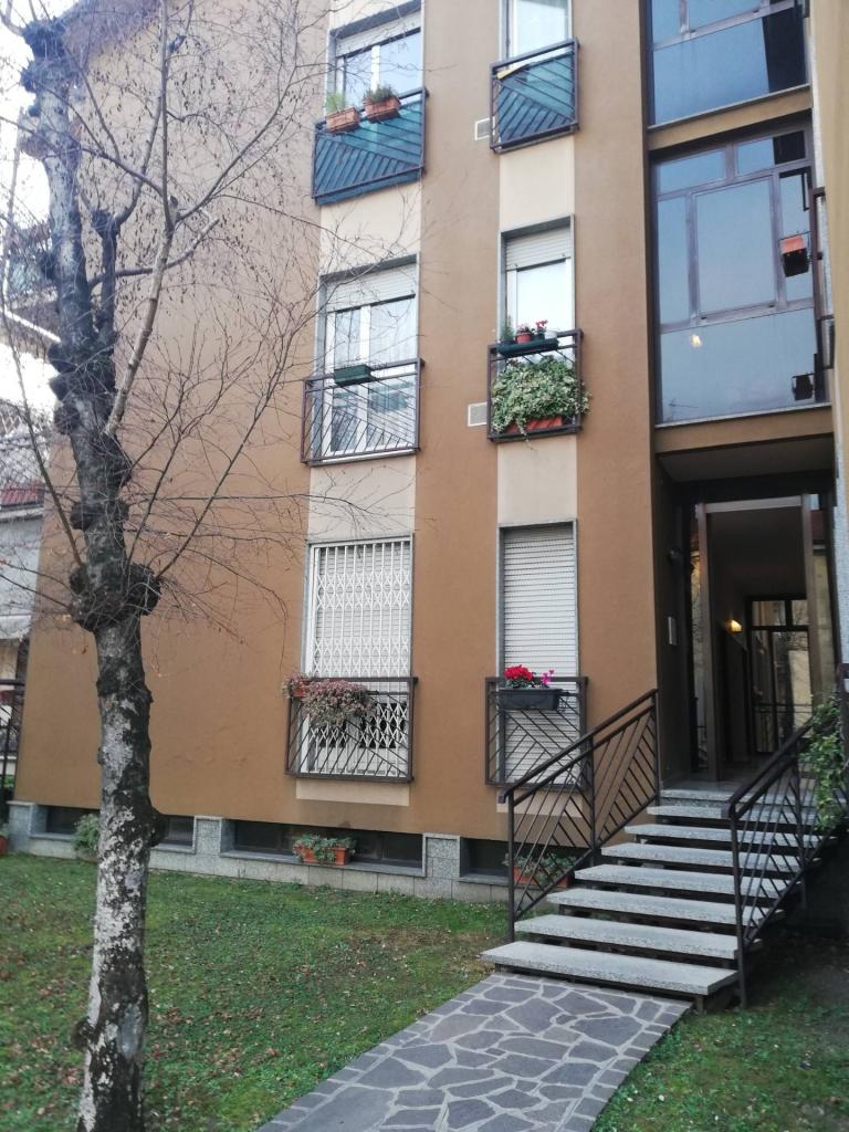 Affitto Appartamento, Milano foto