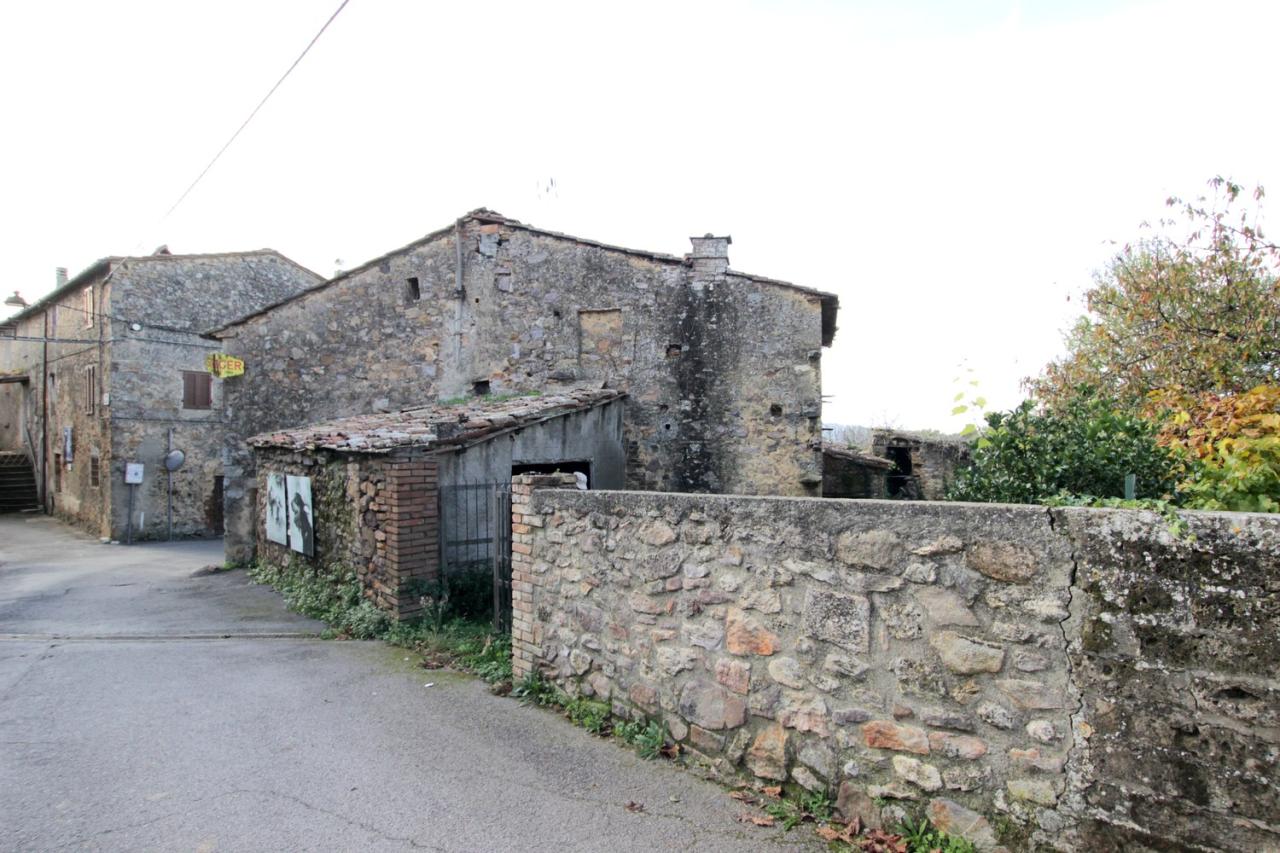 Vendita Trivani, Monticiano foto