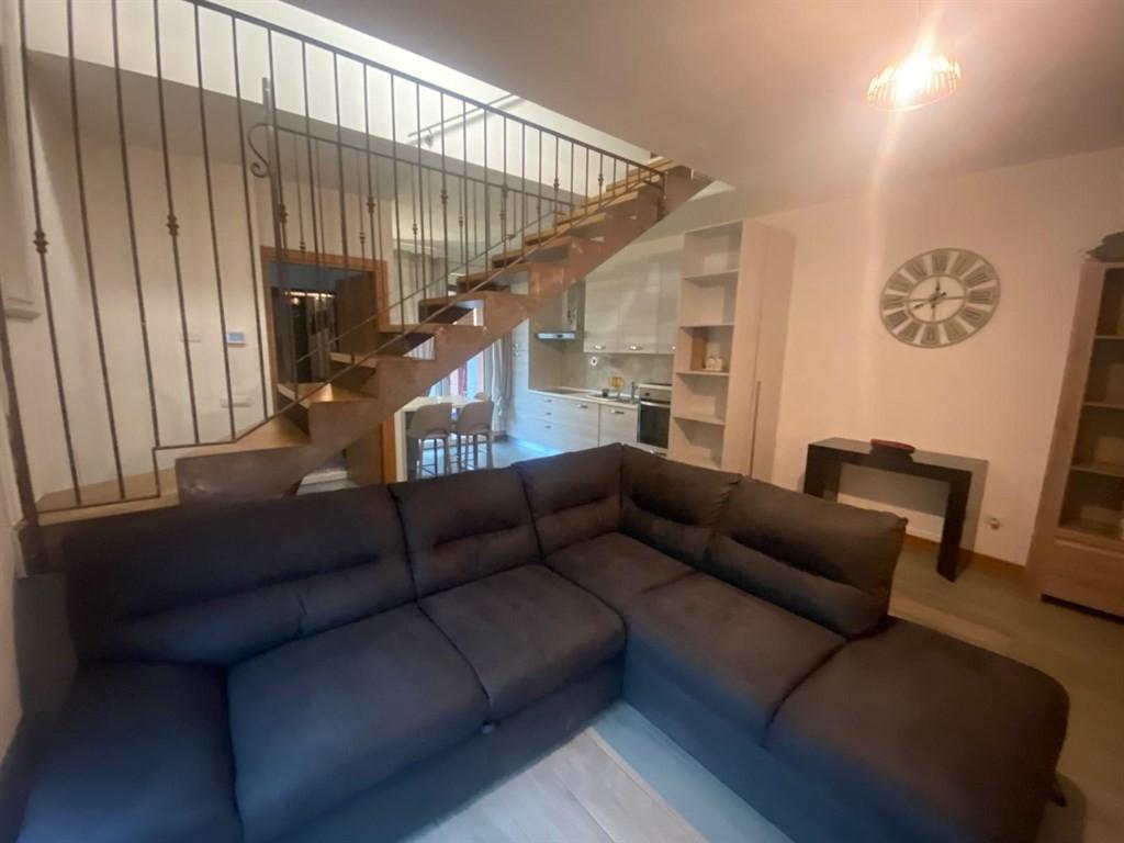 Affitto Villa a schiera, Azzate foto