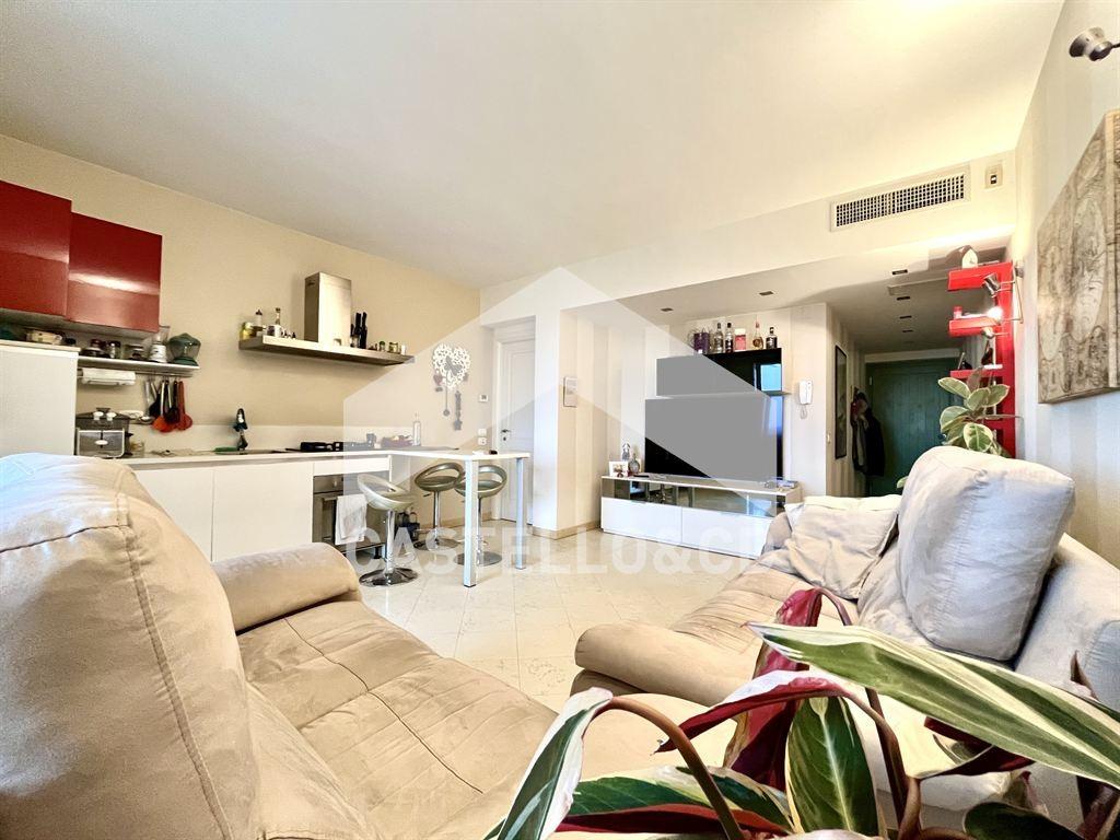 Affitto Attività commerciale, Messina foto