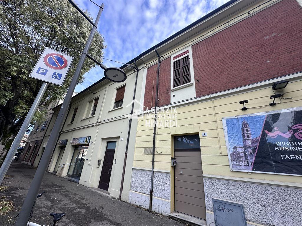 Vendita Quadrivani, Tromello foto