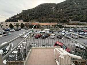 Vendita vendita, Finale Ligure