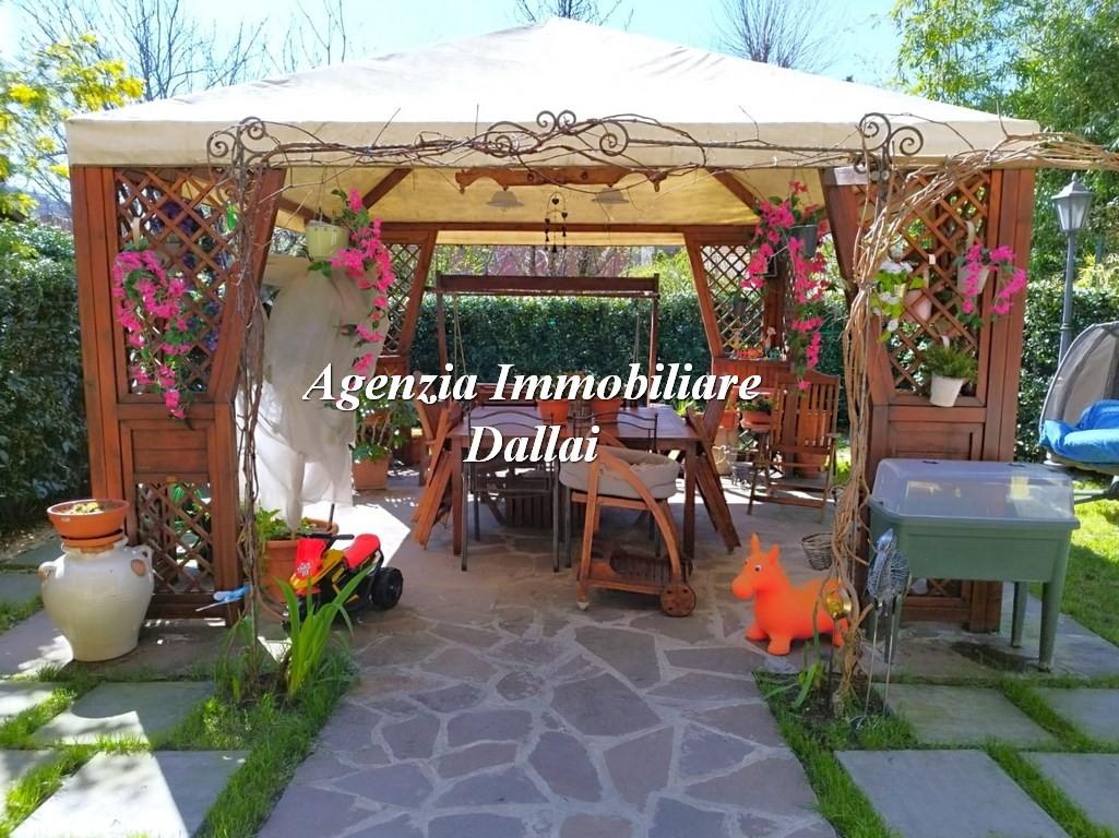 Vendita Villa a schiera, Scarperia e San Piero foto
