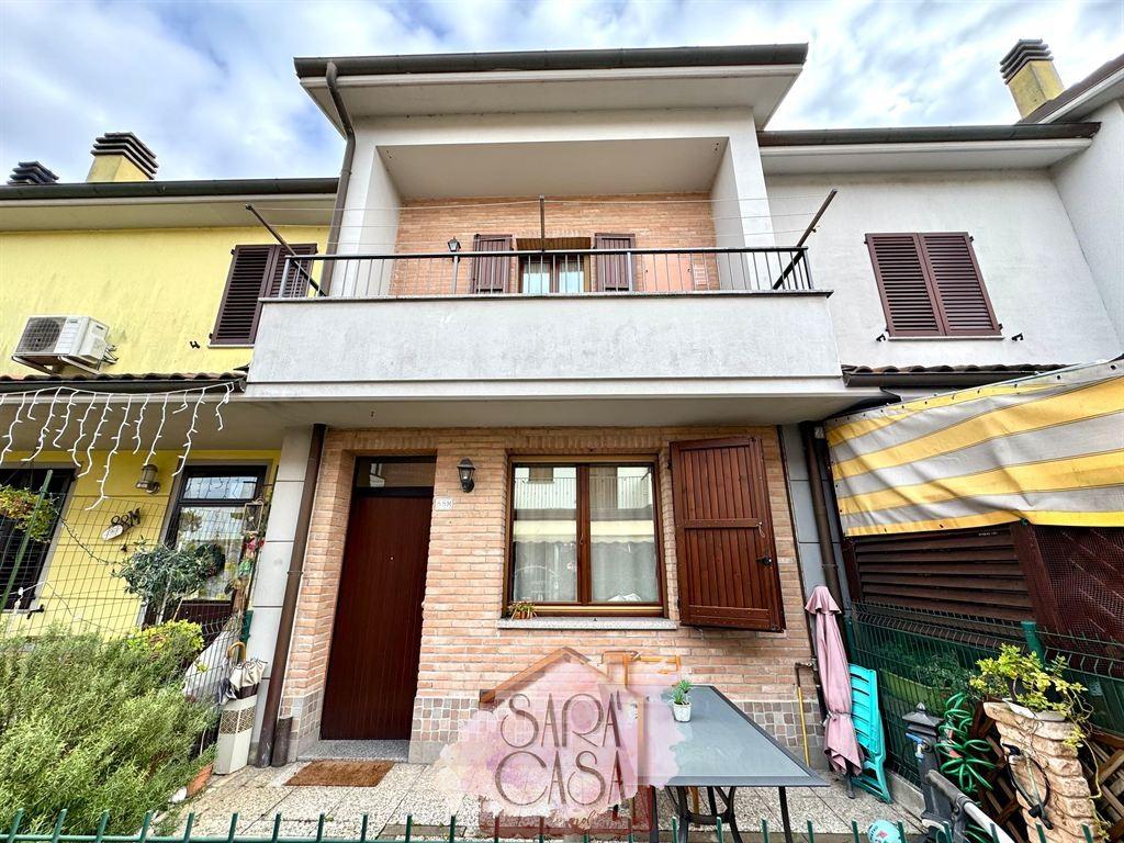 Vendita Villa a schiera, Massa Lombarda foto