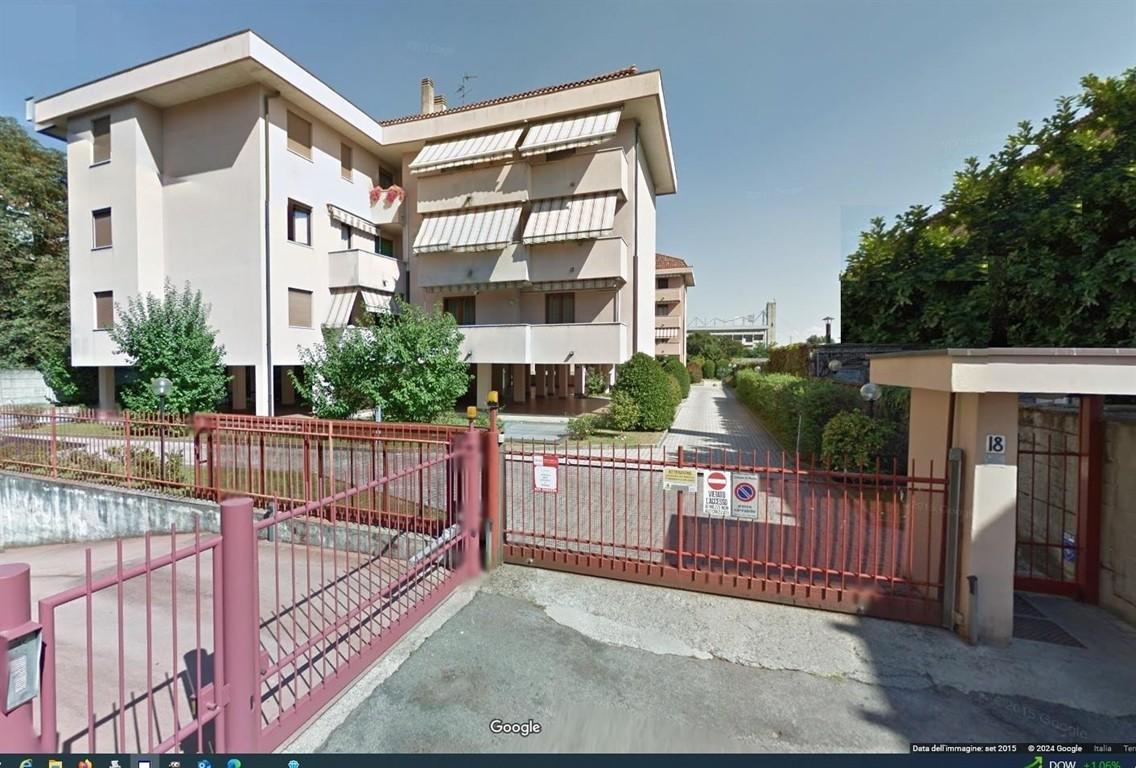 Vendita Box, Monza foto