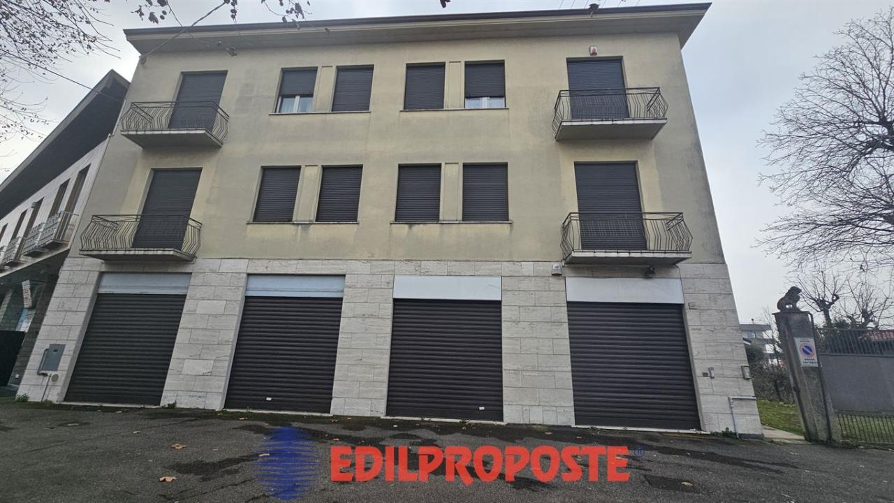 Vendita Palazzo, Varedo foto