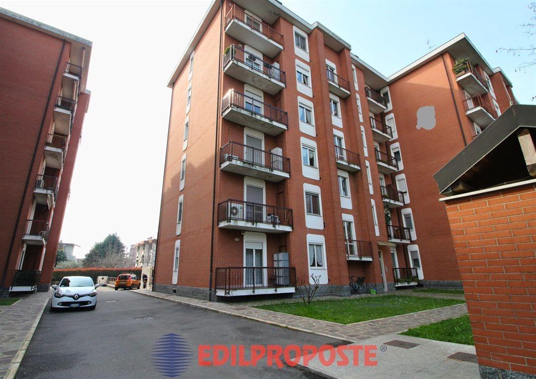 Vendita Appartamento, Garbagnate Milanese foto