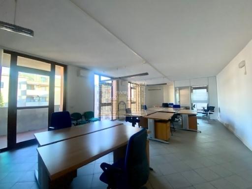 Vendita APPARTAMENTO USO UFFICIO, Firenze foto