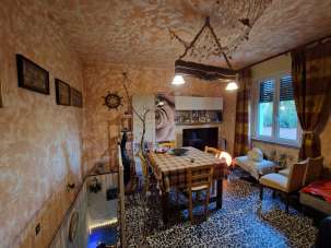 Vendita Eptavani, Lucca