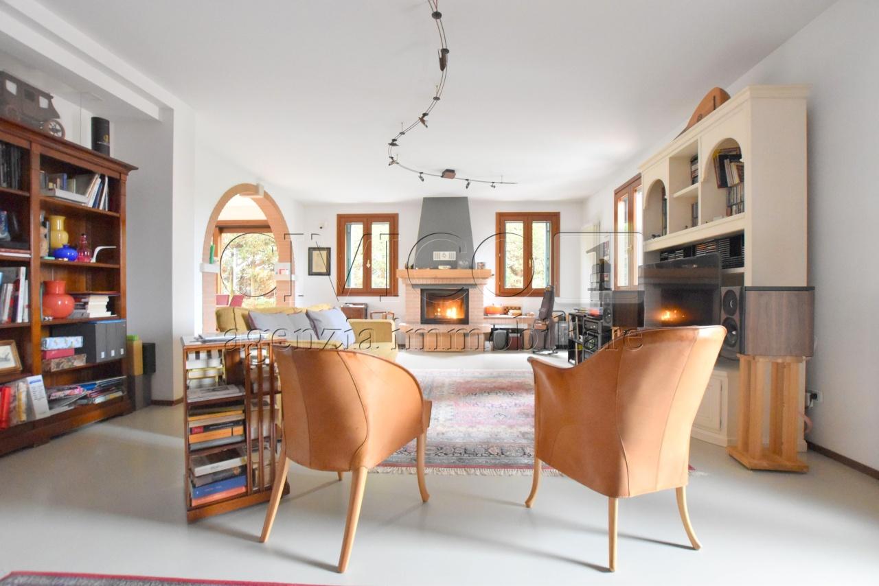 Vendita Eptavani, Rubano foto